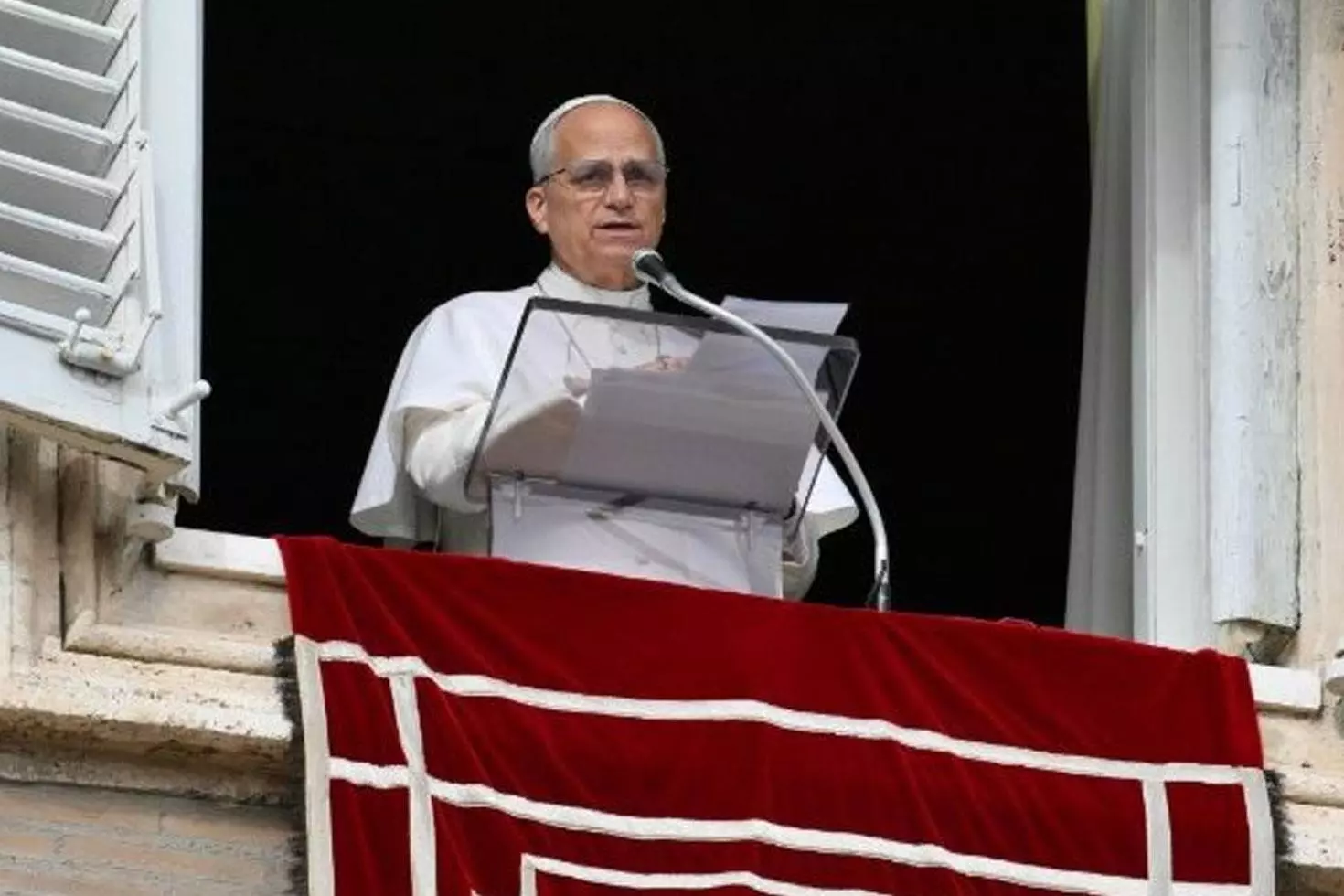 Papa Leo, Hollywood yıldızlarını ağırladı