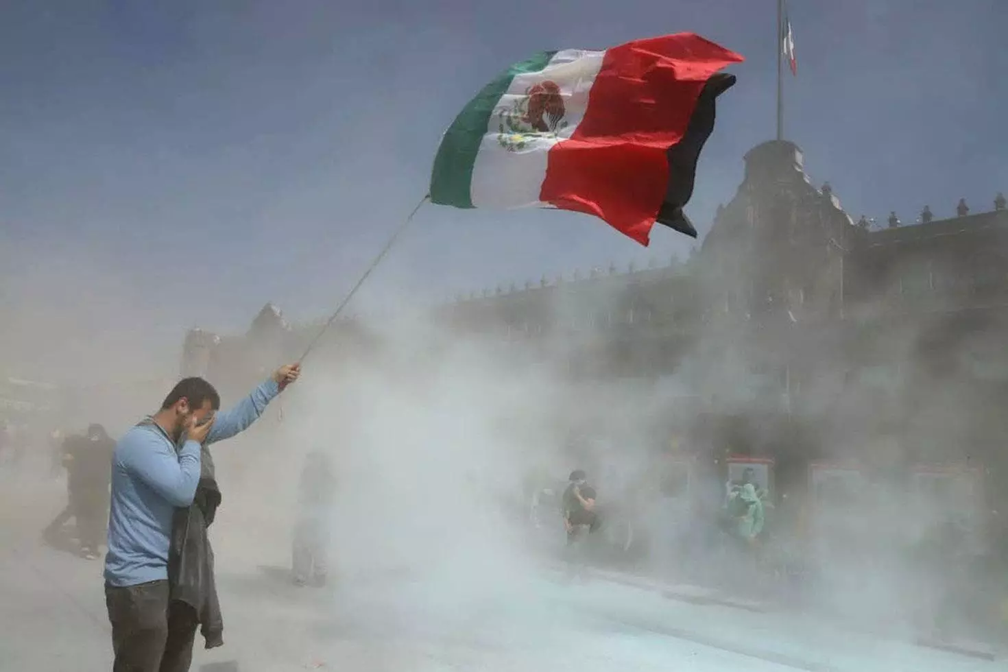 Z kuşağı Meksiko’da hükümete karşı sokaklarda