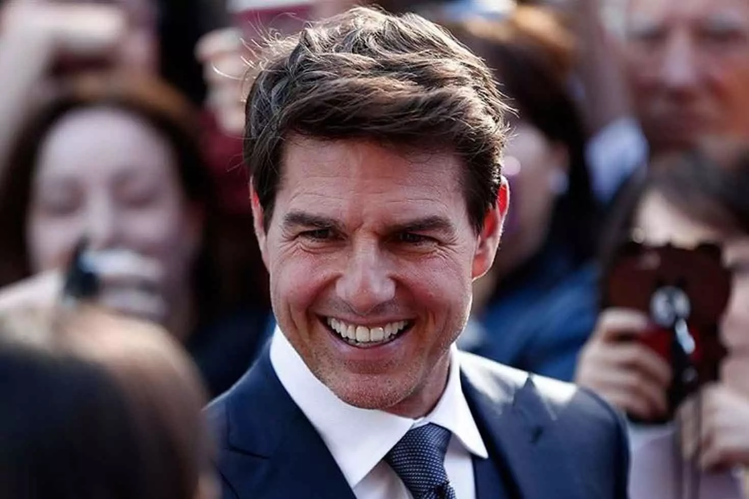 Tom Cruise, Onursal Oscar Ödülü’nü aldı