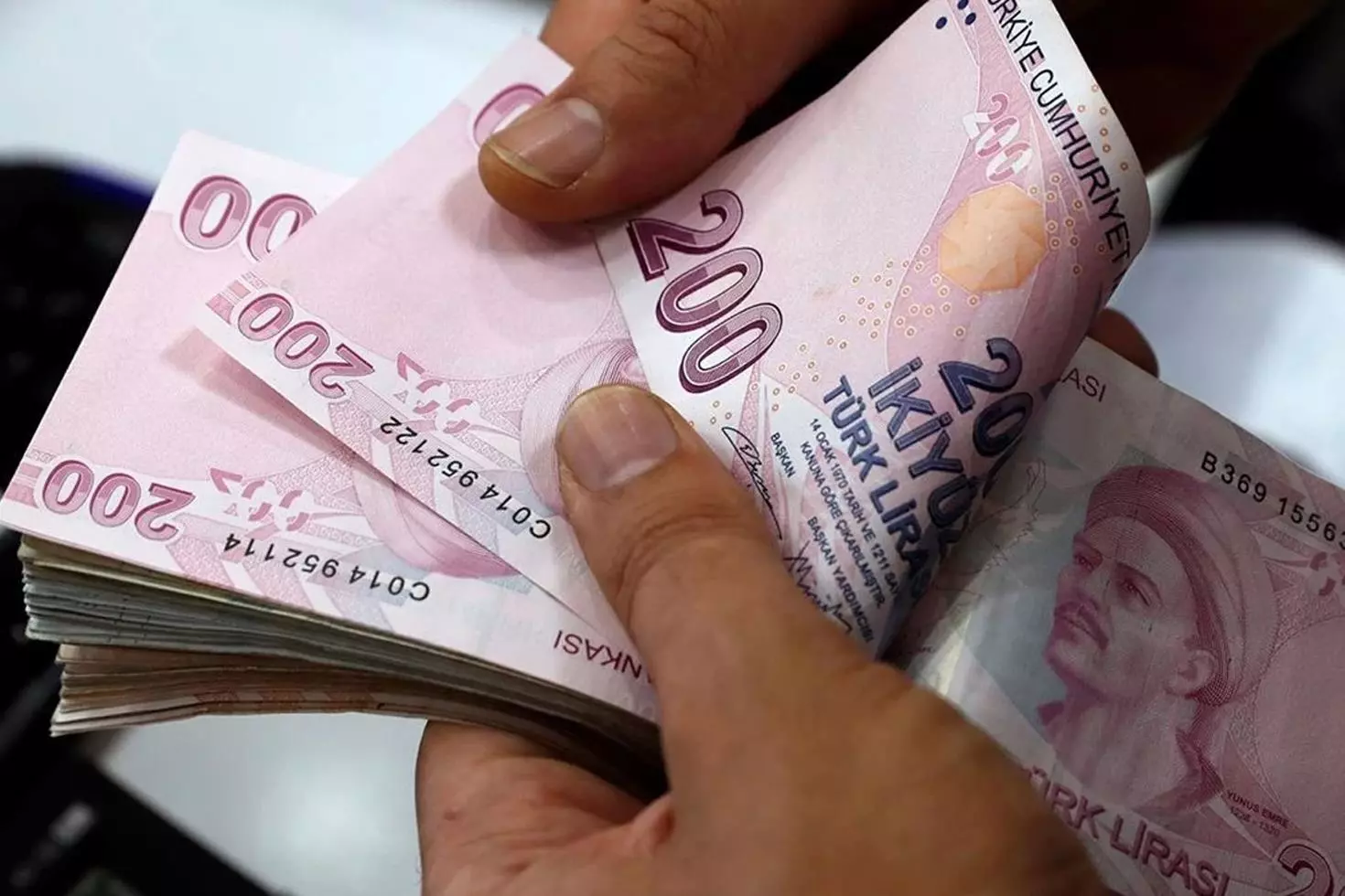 Eski Merkez Bankası Başkan Yardımcısı Emrah Şener adli kontrolle serbest