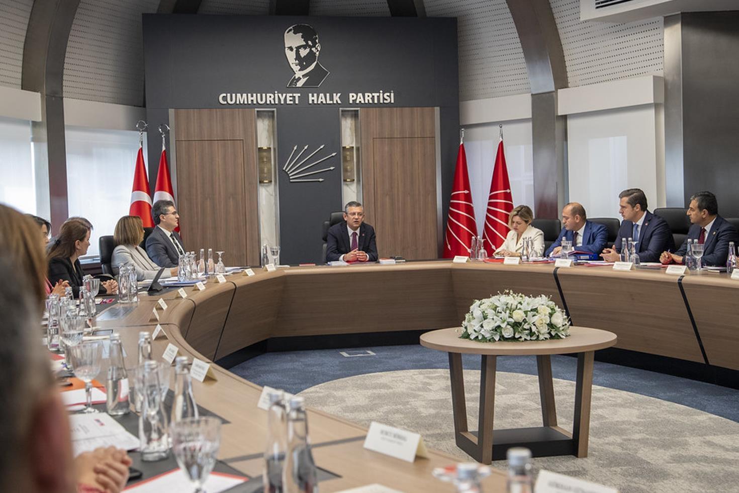 CHP’de deprem etkisi yaratan mektup: Bu soruların yanıtını kamuoyu bilmeli