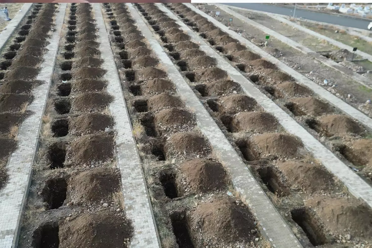 Dikkat çeken hazırlık Apar topar 500 mezar hazırlandı