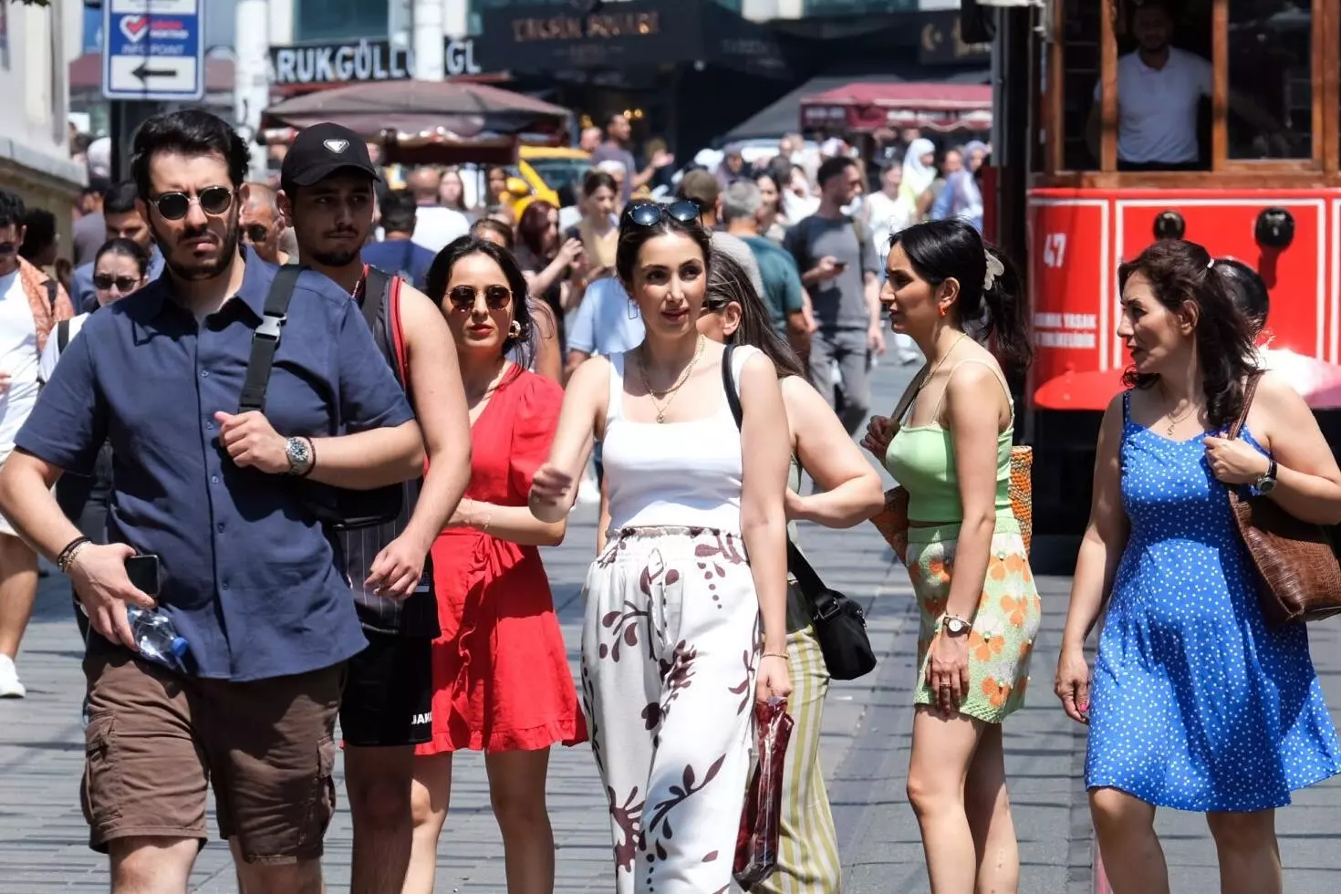 Cumhurbaşkanı Yardımcısı Yılmaz: Evlenecek çiftlere destek miktarı 250 bin liraya çıkacak