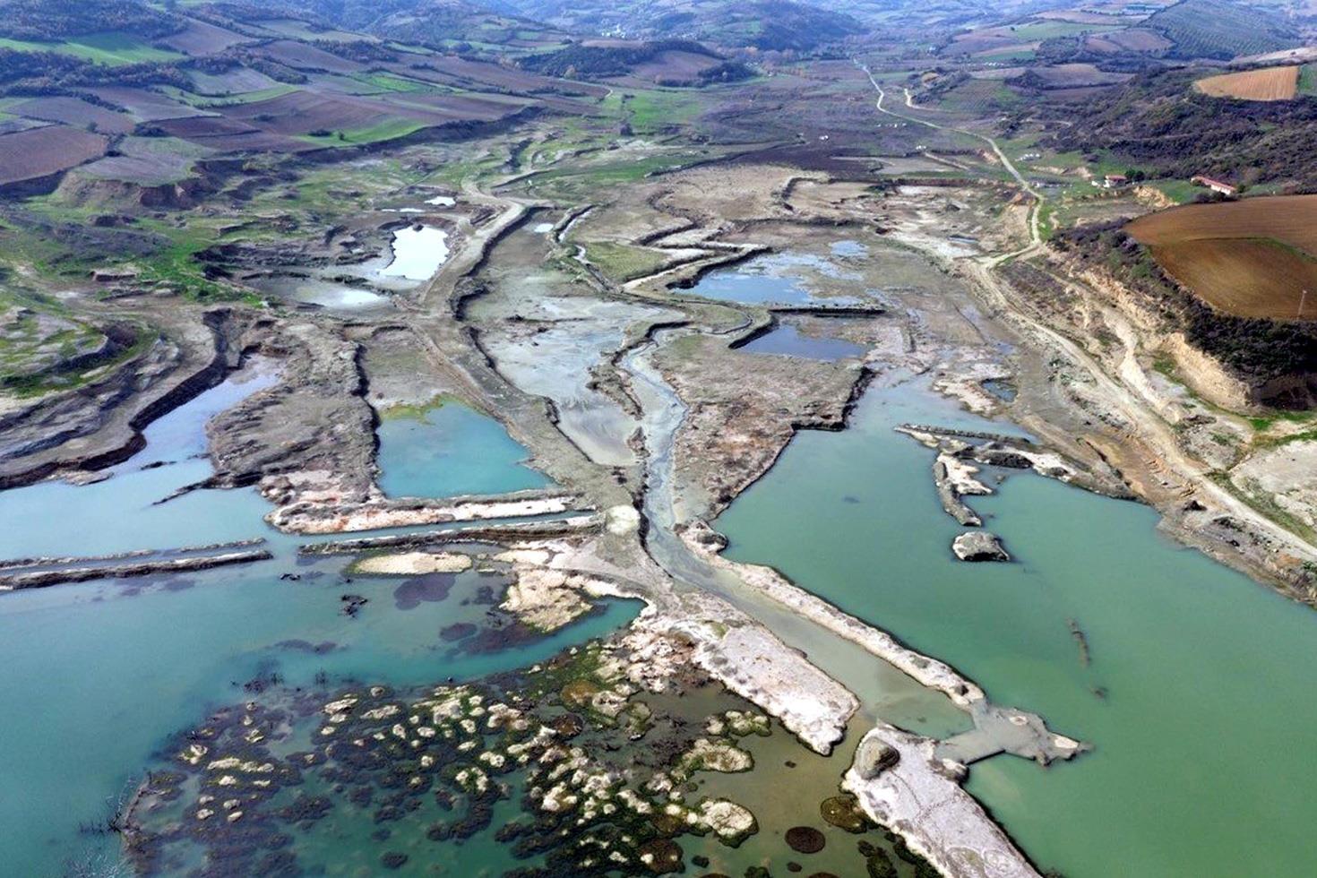 Bir kentimiz daha susuzluğun pençesinde 20 günlük su kaldı, kesintiler uygulanacak