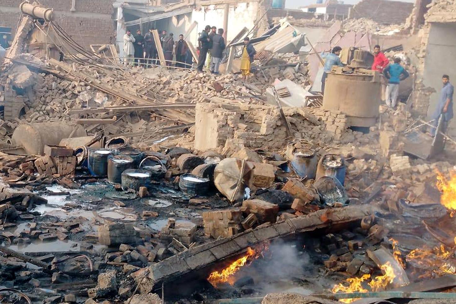 Pakistan’da fabrikada patlama: 18 ölü, 21 yaralı