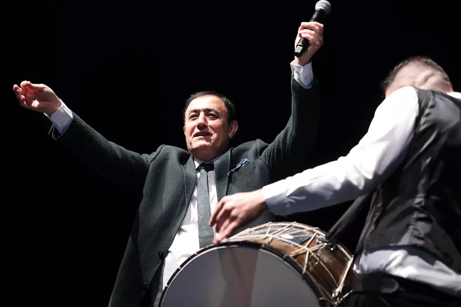 Mahmut Tuncer’den sıra dışı “Serenay Sarıkaya“ çıkışı