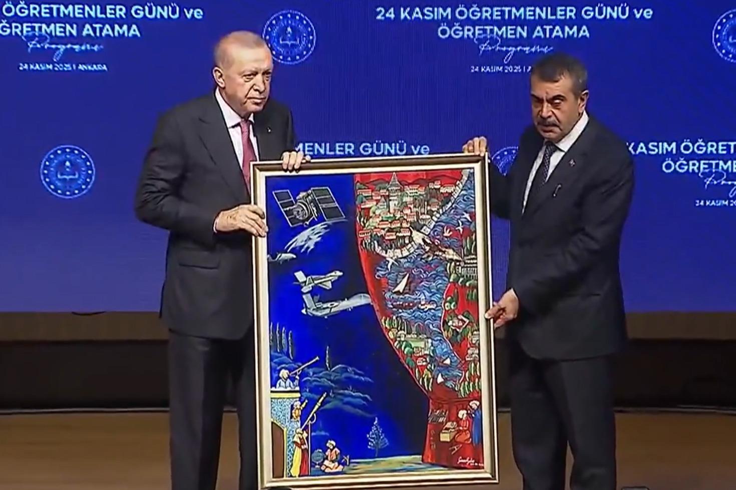 Bakan Tekin’den Cumhurbaşkanı Erdoğan’a 24 Kasım hediyesi