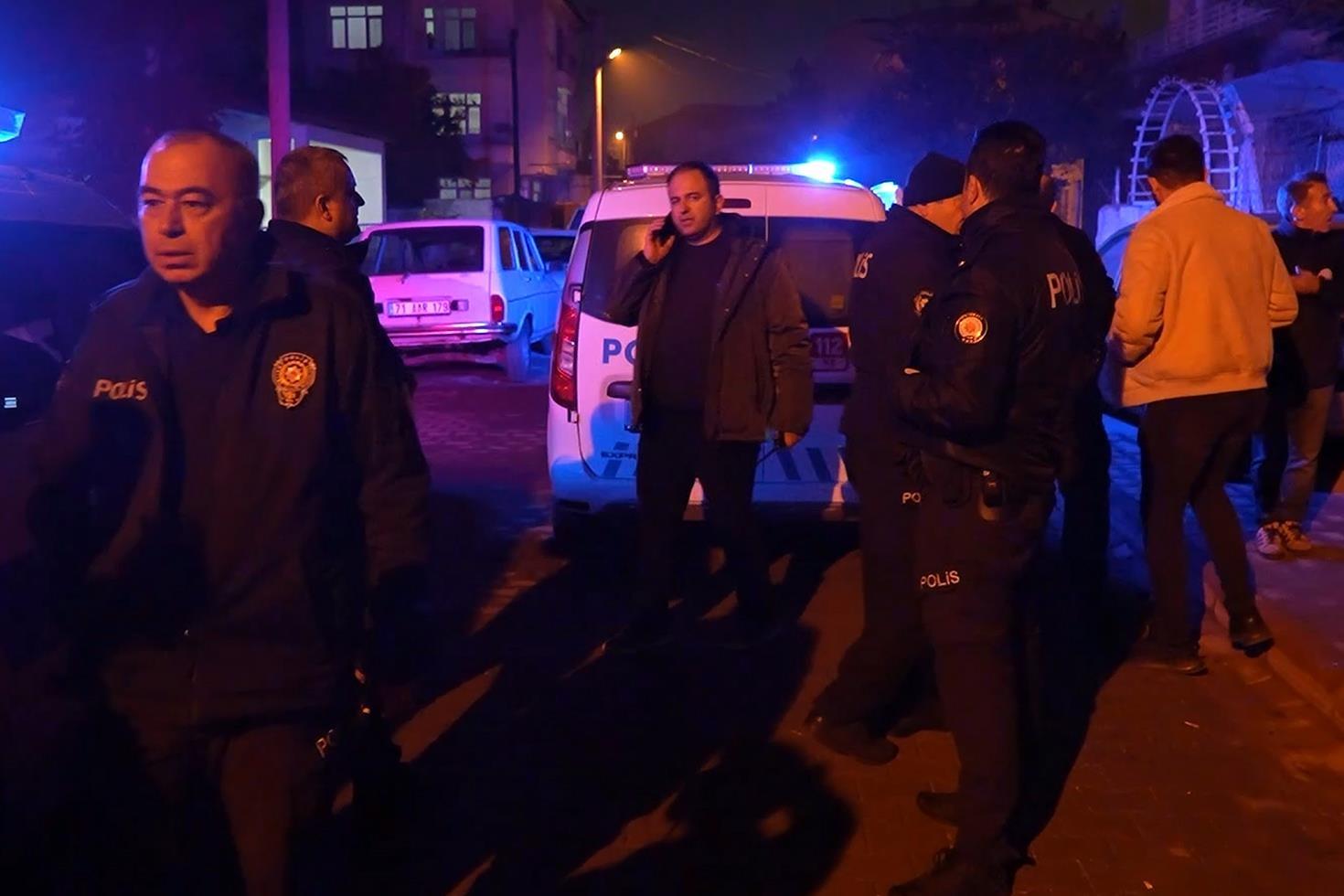 Tartıştığı ağabeyini bıçaklayarak öldürdü