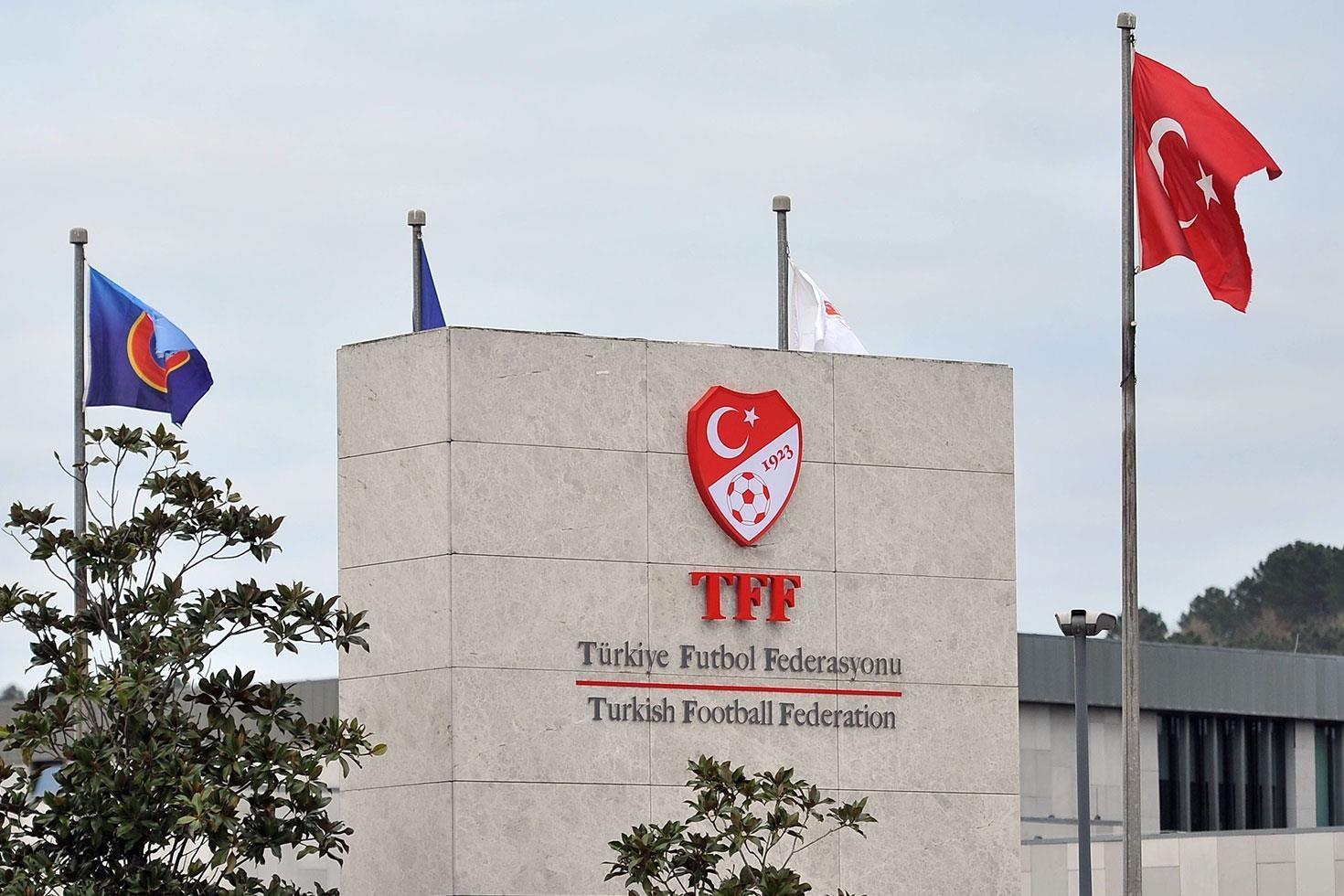 Fenerbahçe’de deprem Yıldız oyuncu derbi öncesi PFDK’ye sevk edildi