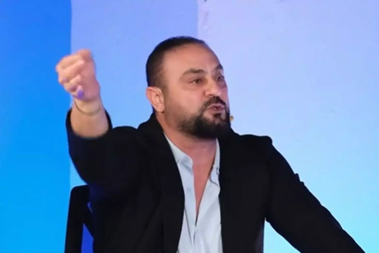 Hasan Şaş, Galatasaray maçı sonunda küplere bindi: Sen şeref yoksunusun