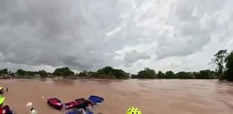 Kurtarmaya gidiyorlardı: Bir anda suya gömüldüler