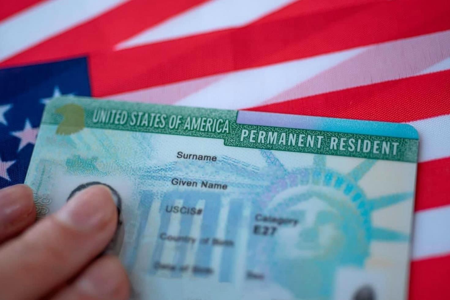 ABD, 19 ülke vatandaşının ’Yeşil Kart’larını incelemeye alıyor