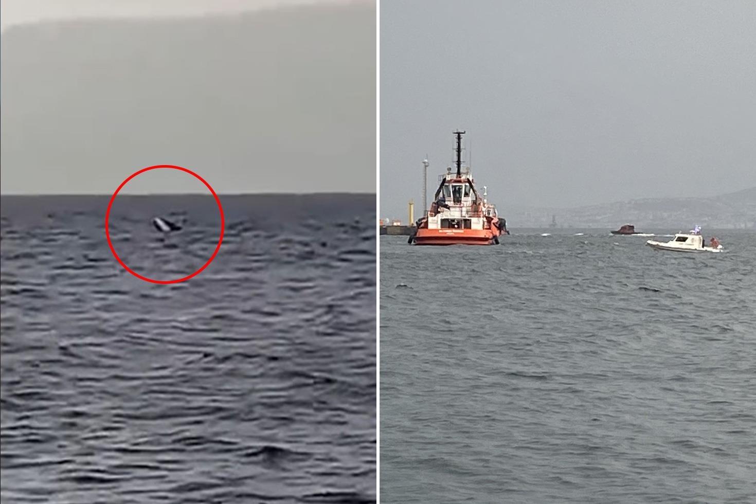 Kocaeli’nde tekne alabora oldu Bir balıkçı kurtarıldı, diğeri aranıyor