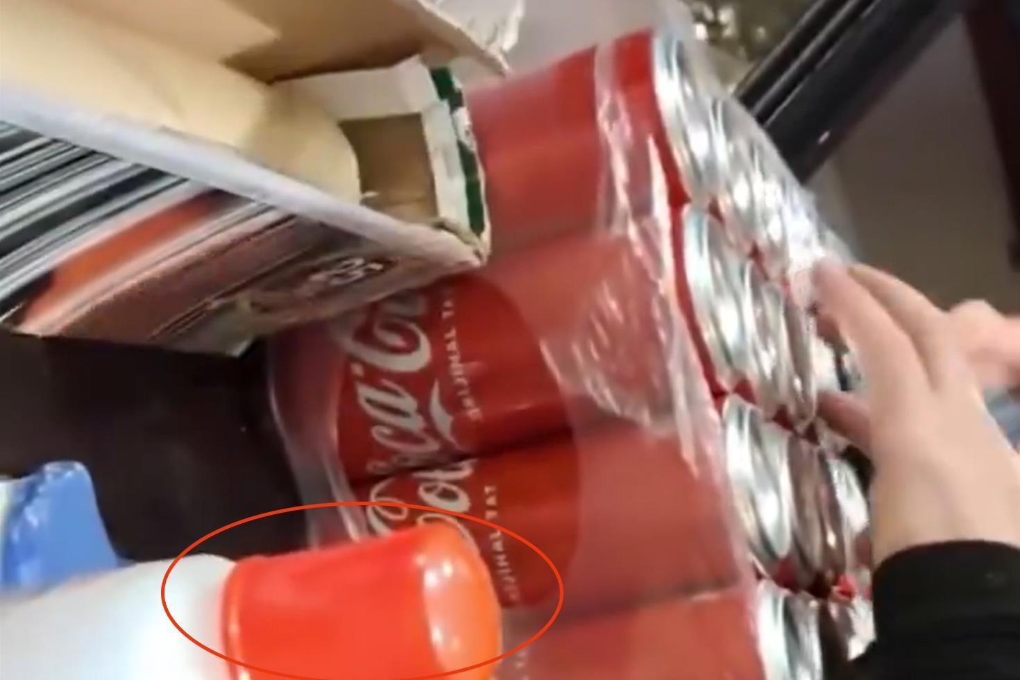 “Son kullanma tarihi geçmiş kutu kolalar yeniden satışa sunuldu“ iddiası