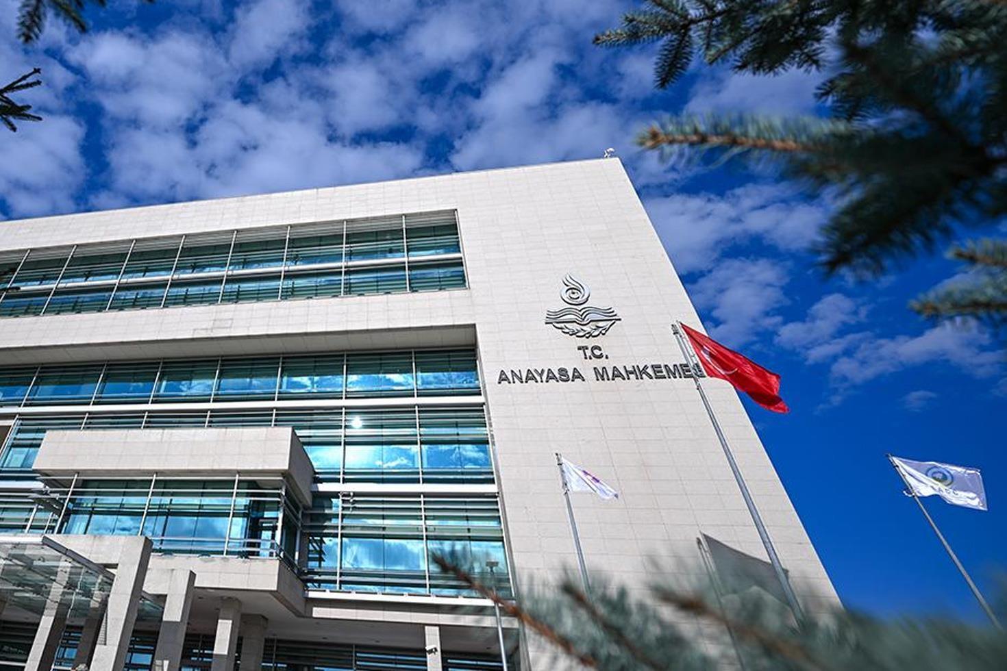 AYM bir siyasi parti hakkında suç duyurusunda bulunacak