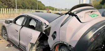 Dev firmanın elektrikli aracı ikiye bölündü, dünya ayağa kalktı