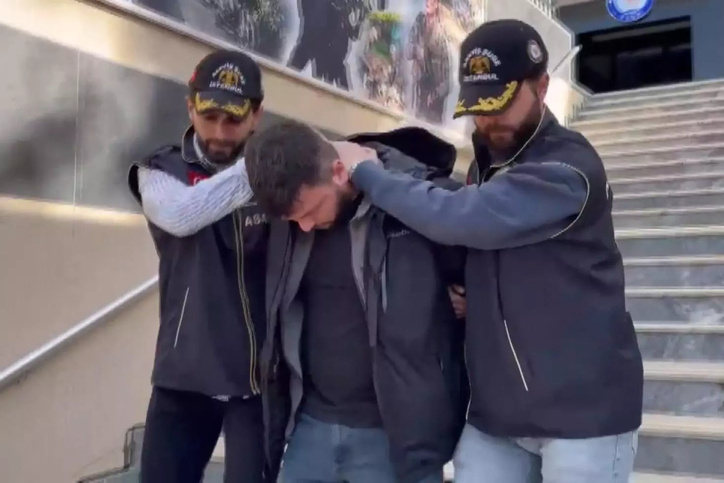 Dükkanın önüne geldi, hiçbir şey söylemeden kurşun yağdırdı Nedeni akılalmaz