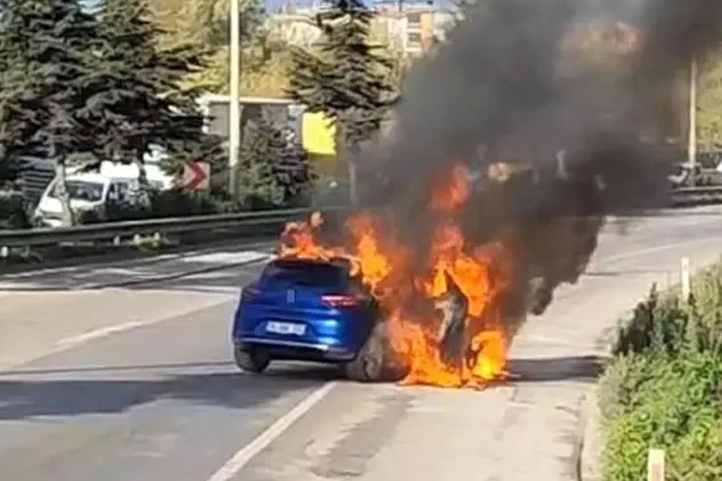 Süper Lig ekibinin yıldızı ölümden döndü Aracı alev yandı
