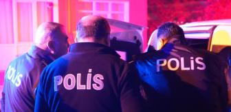 Avukat, annesini bıçaklayarak öldürdü! Üvey baba da gözaltında