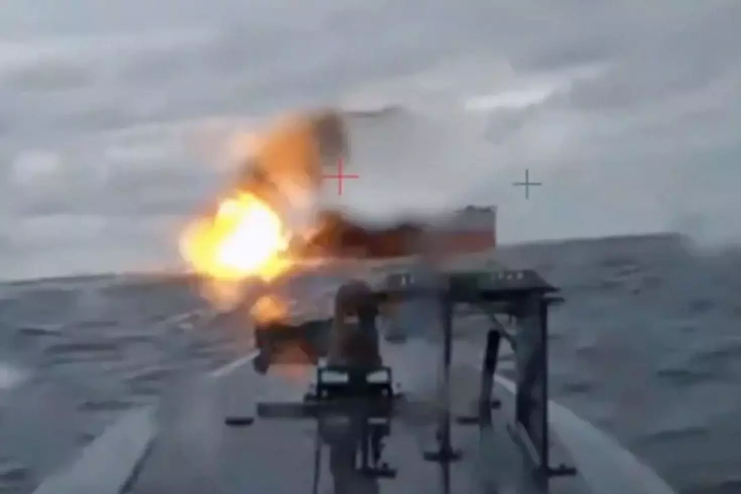 Karadeniz’de bir gemiye daha saldırı