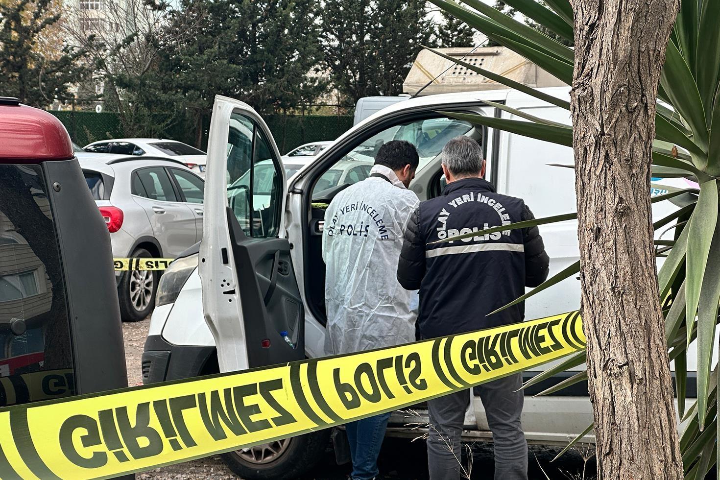 Maltepe’de kargo çalışanı araçta ölü bulundu