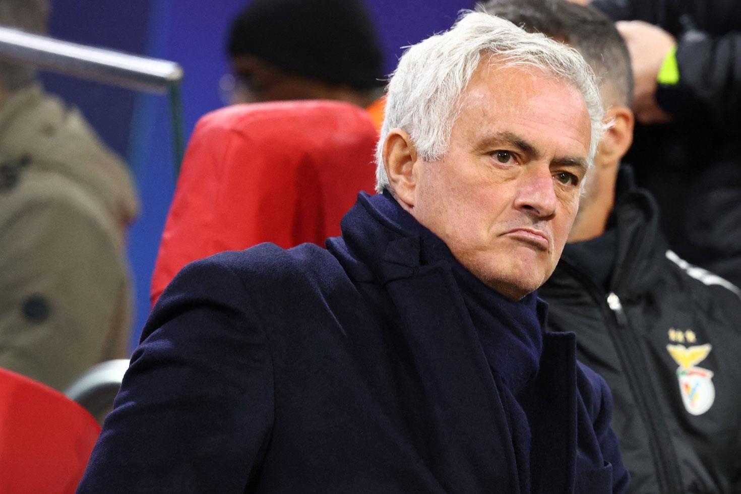 Mourinho yine gündem oldu Bu kez gazetecilerle tartıştı