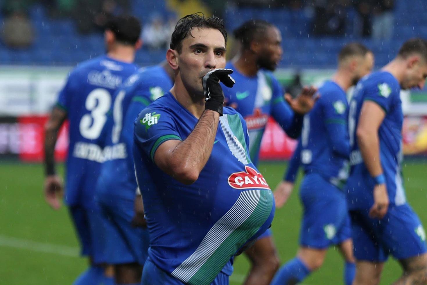 Çaykur Rizespor 3 golle kazandı, rakibini ateş hattında bıraktı