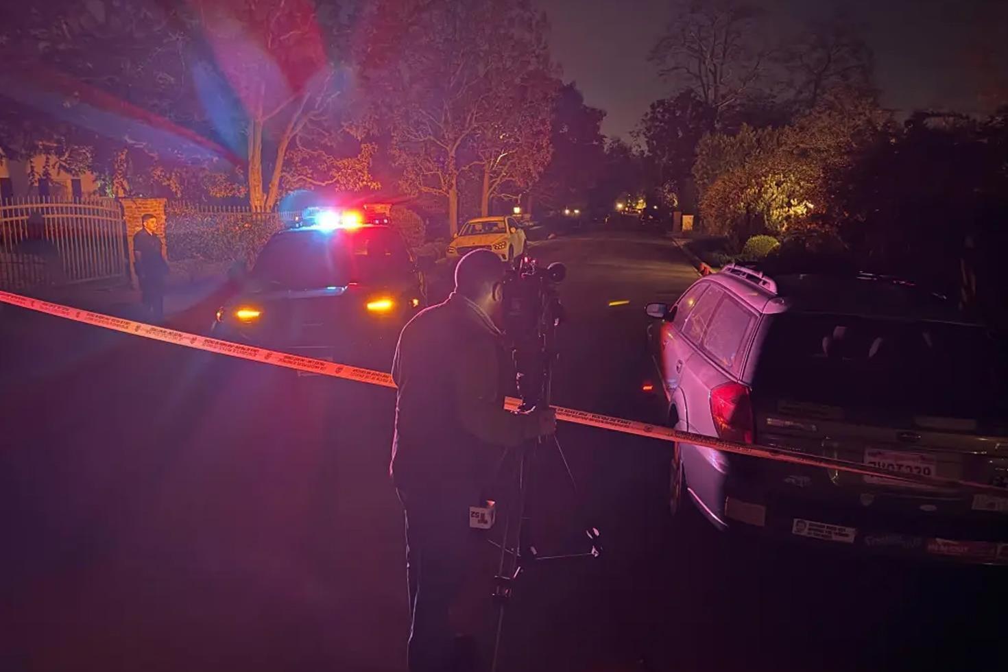 Dünyaca ünlü yönetmen ve eşi, evlerinde bıçaklanmış halde ölü bulundu