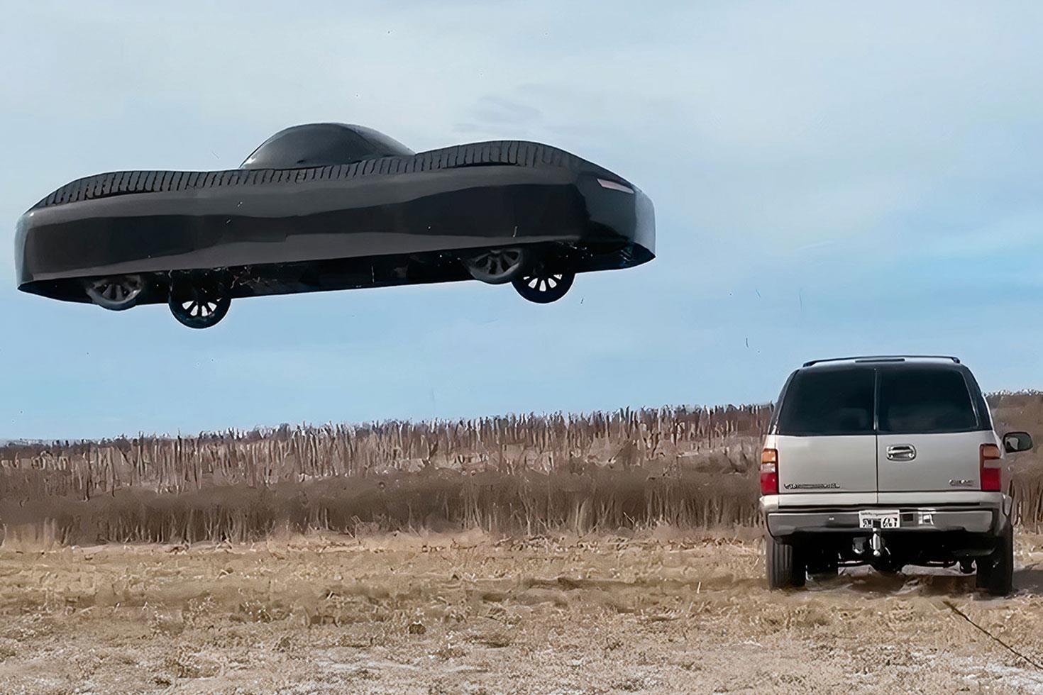 Trafik derdine son Uçan elektrikli otomobil gelecek yıl yollarda
