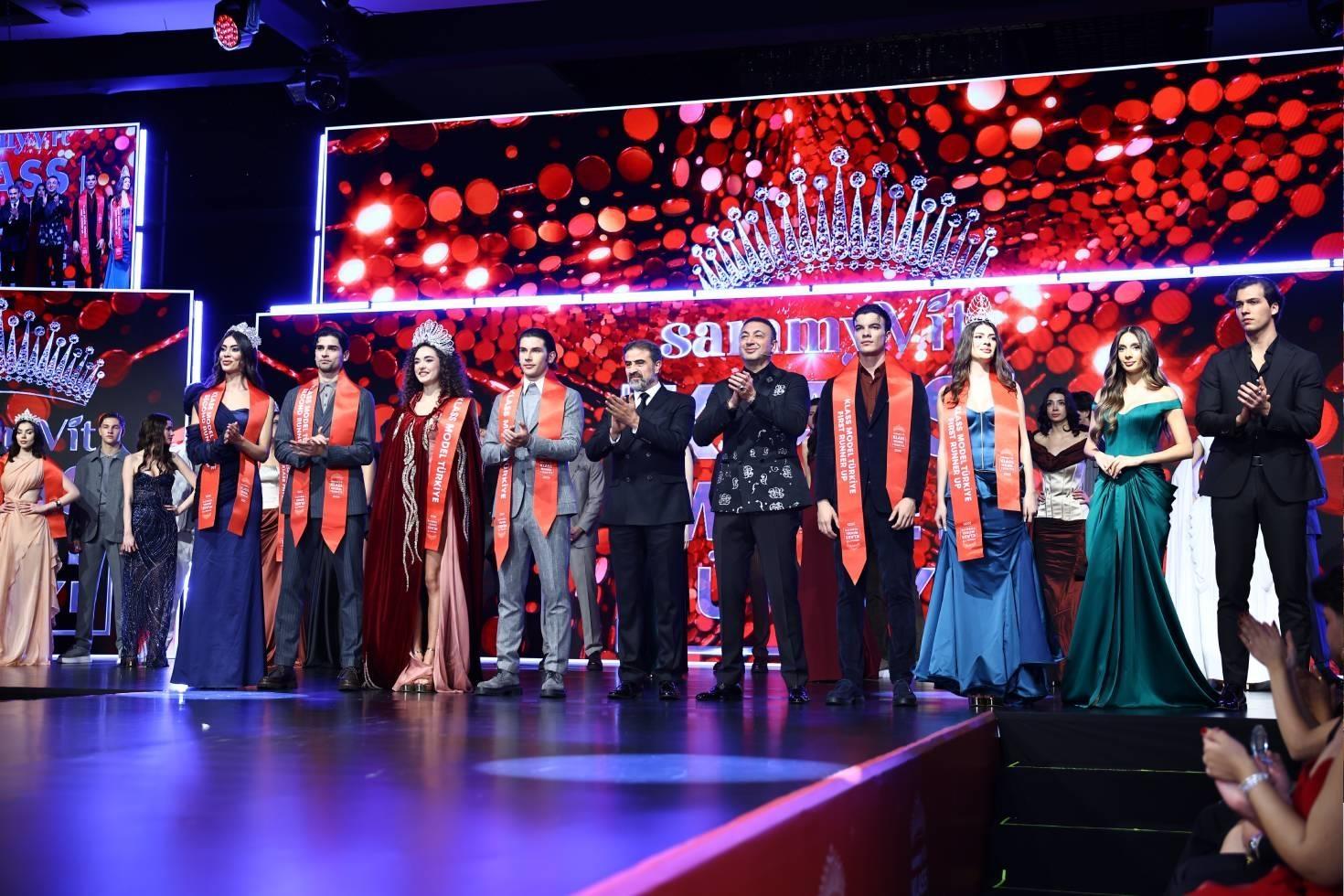 SammyVit Klass Model Türkiye yıldızlarını görkemli bir geceyle seçti