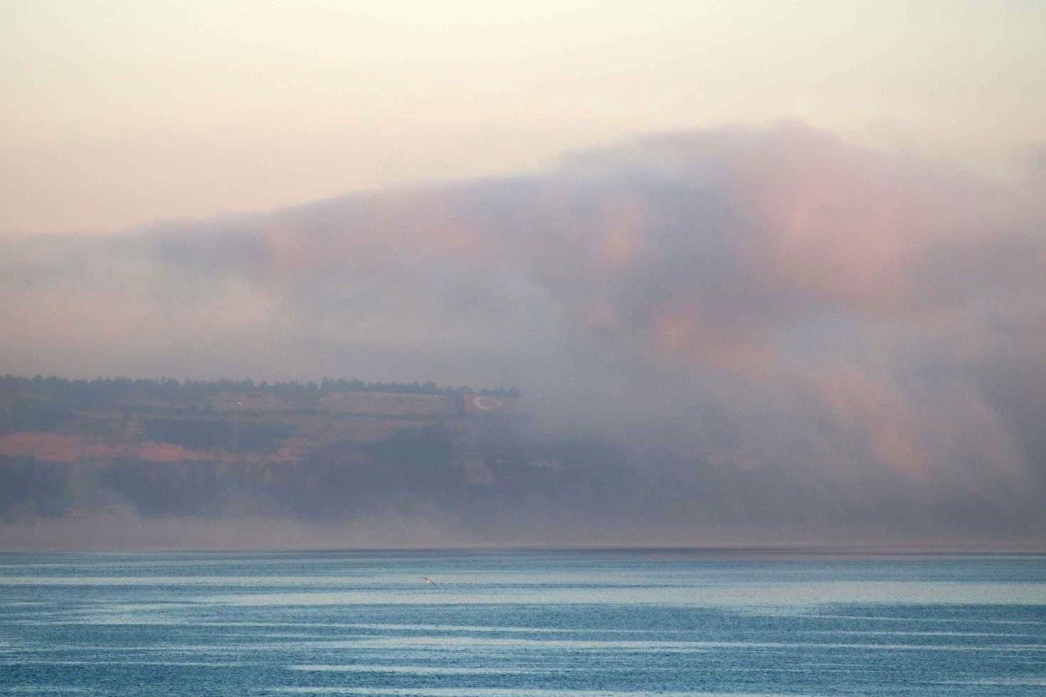 Çanakkale Boğazı yoğun sis sebebiyle gemi trafiğine kapatıldı