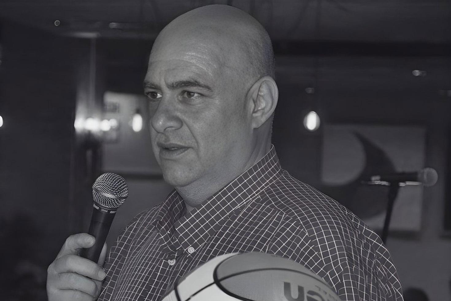 Eski milli basketbolcu Ediz Baksi, balkon kazasında hayatını kaybetti