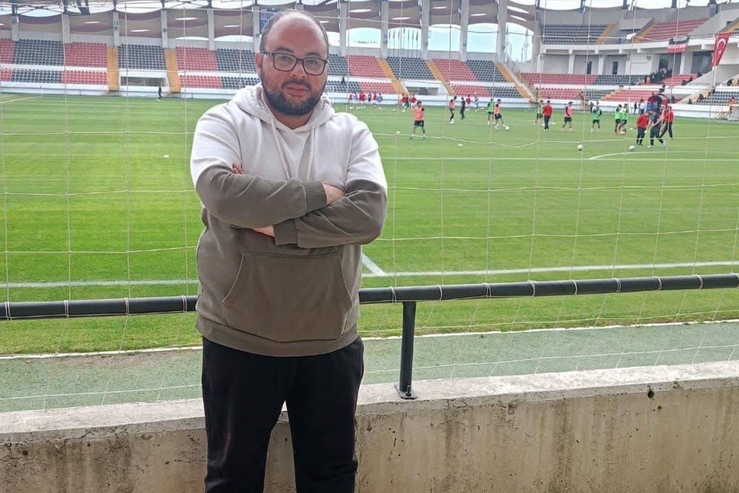 Desteklediği takımın maçını izlemeye gitti, sinirlerine hakim olamamanın bedelini ağır ödedi