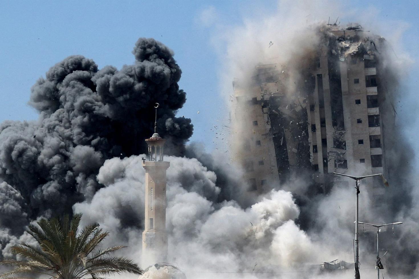 Gazze’de fırtına nedeniyle 22 bina çöktü Çok sayıda ölü var