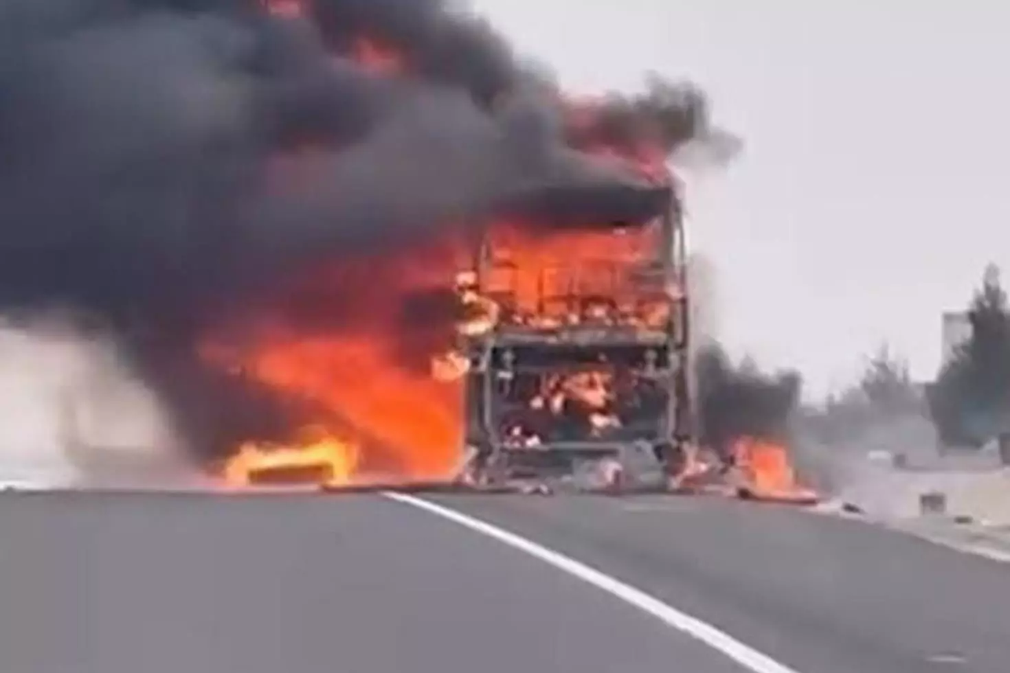 Eskişehir’de otobüs yandı: Yolcular ölümden döndü