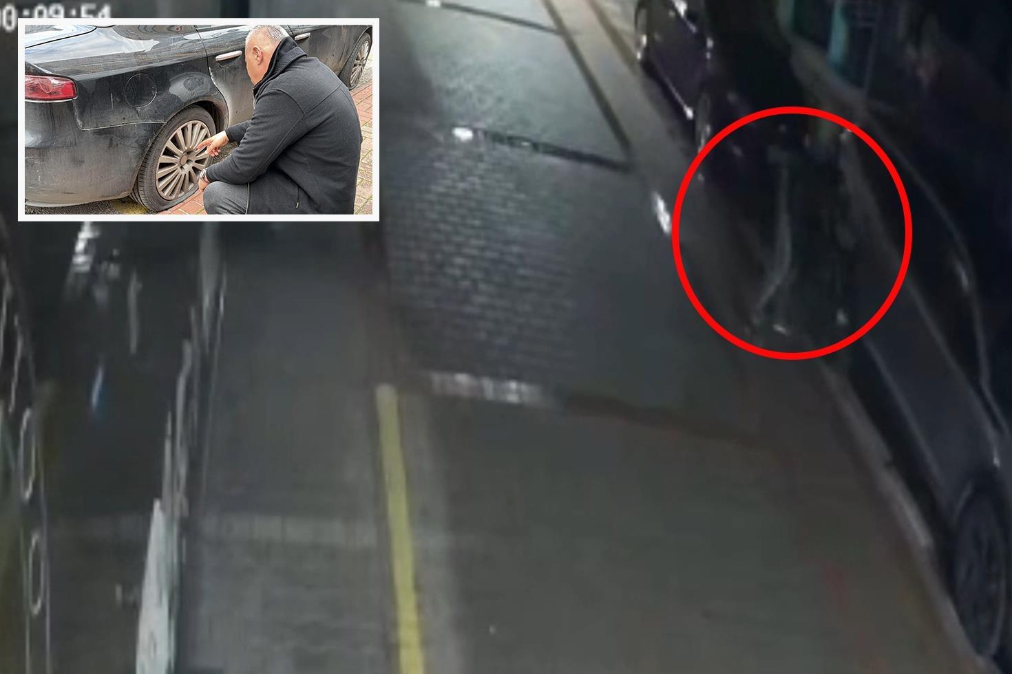 Alanya’da yaklaşık 20 aracın lastiklerinin kesilmesi güvenlik kamerasında