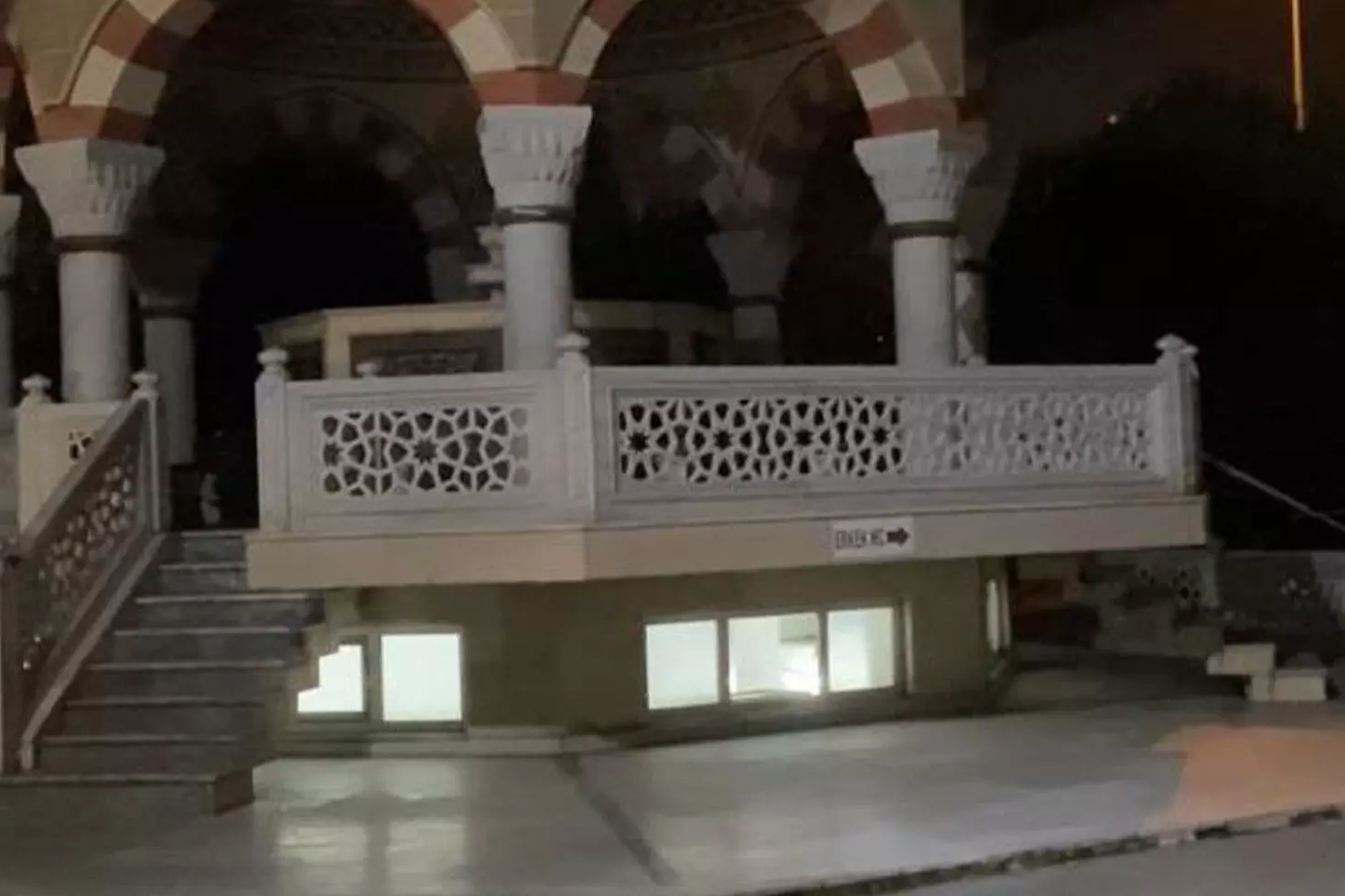 Cami tuvaletinde erkek cesedi bulundu