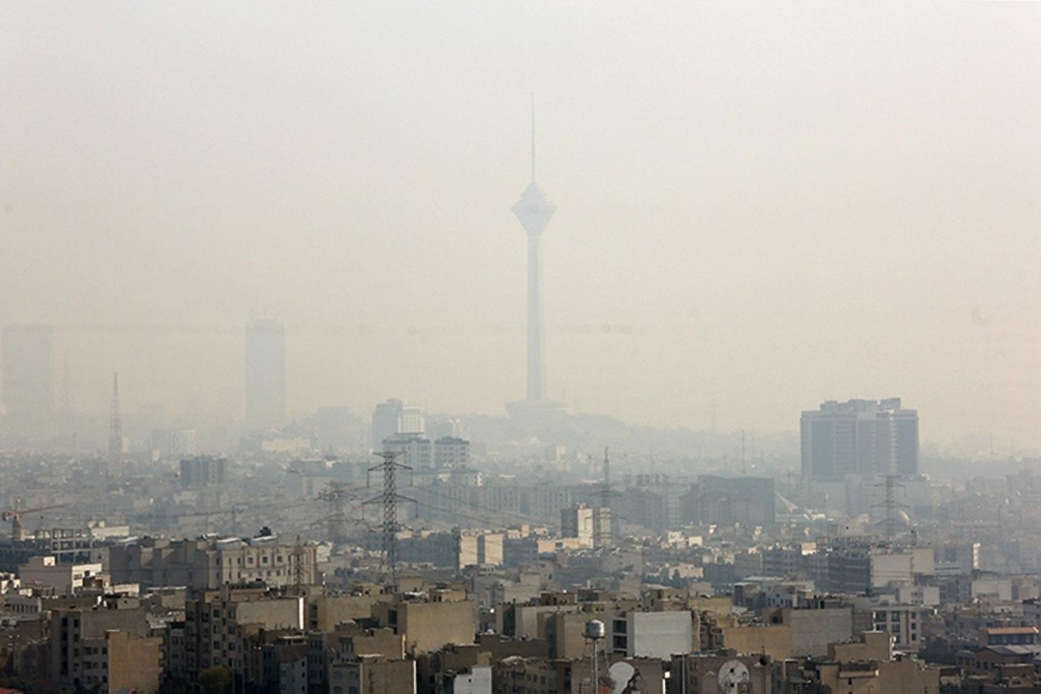 Hava kirliliği ülkeyi olumsuz etkiledi Tüm maçlar iptal