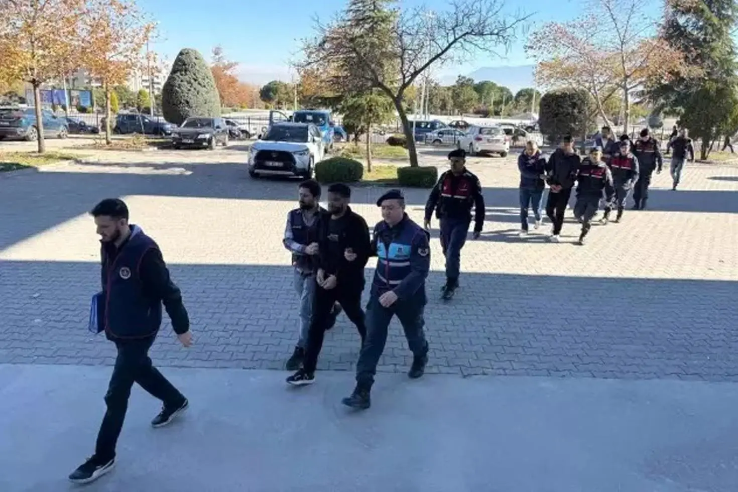 Ülke genelinde 150 milyonluk hırsızlık yapan kasa fareleri operasyonlarla yakalandı