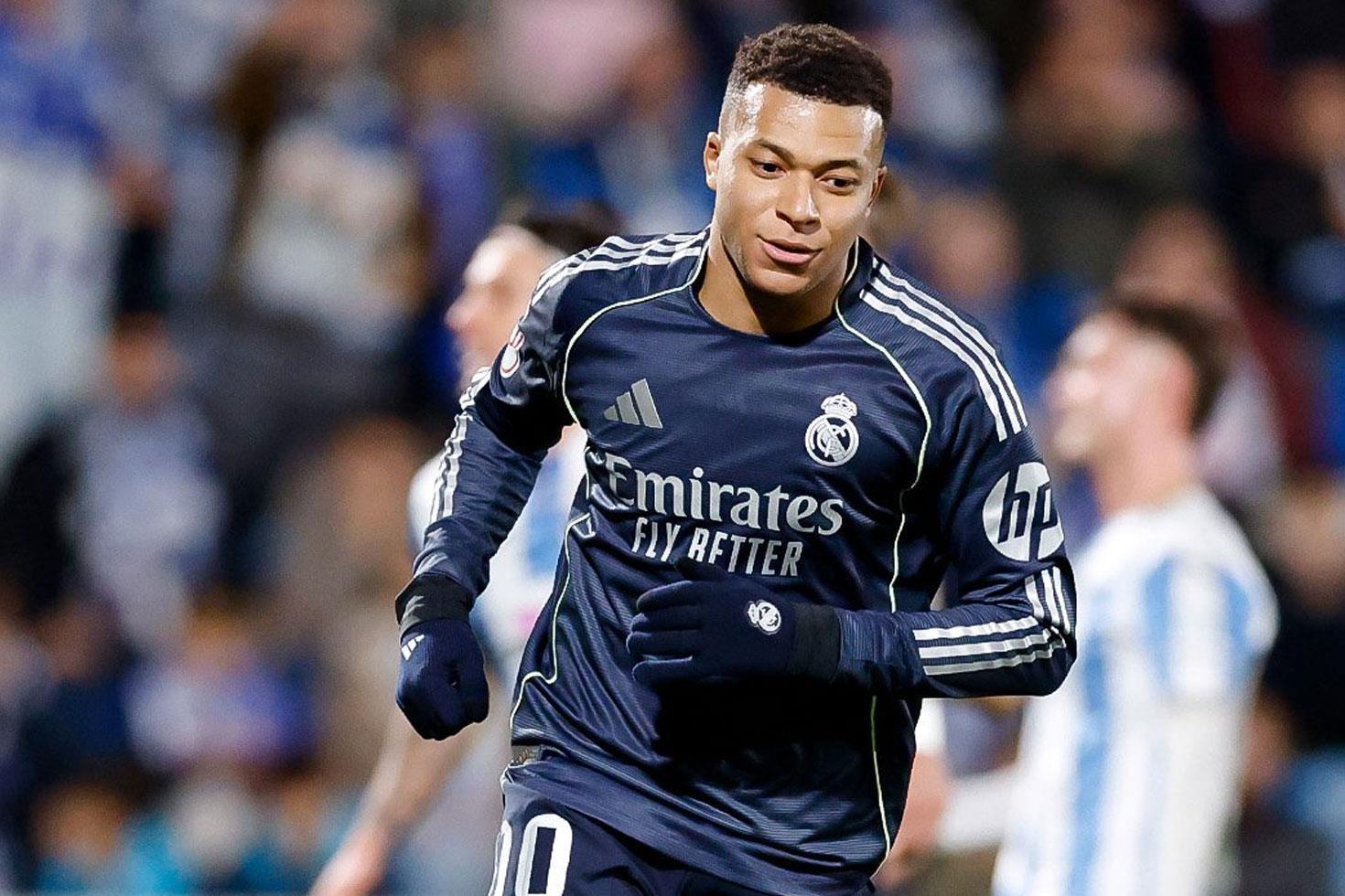 Mbappe’nin hissedarı olduğu takımın başına Süper Lig’in eski yıldızı geçti