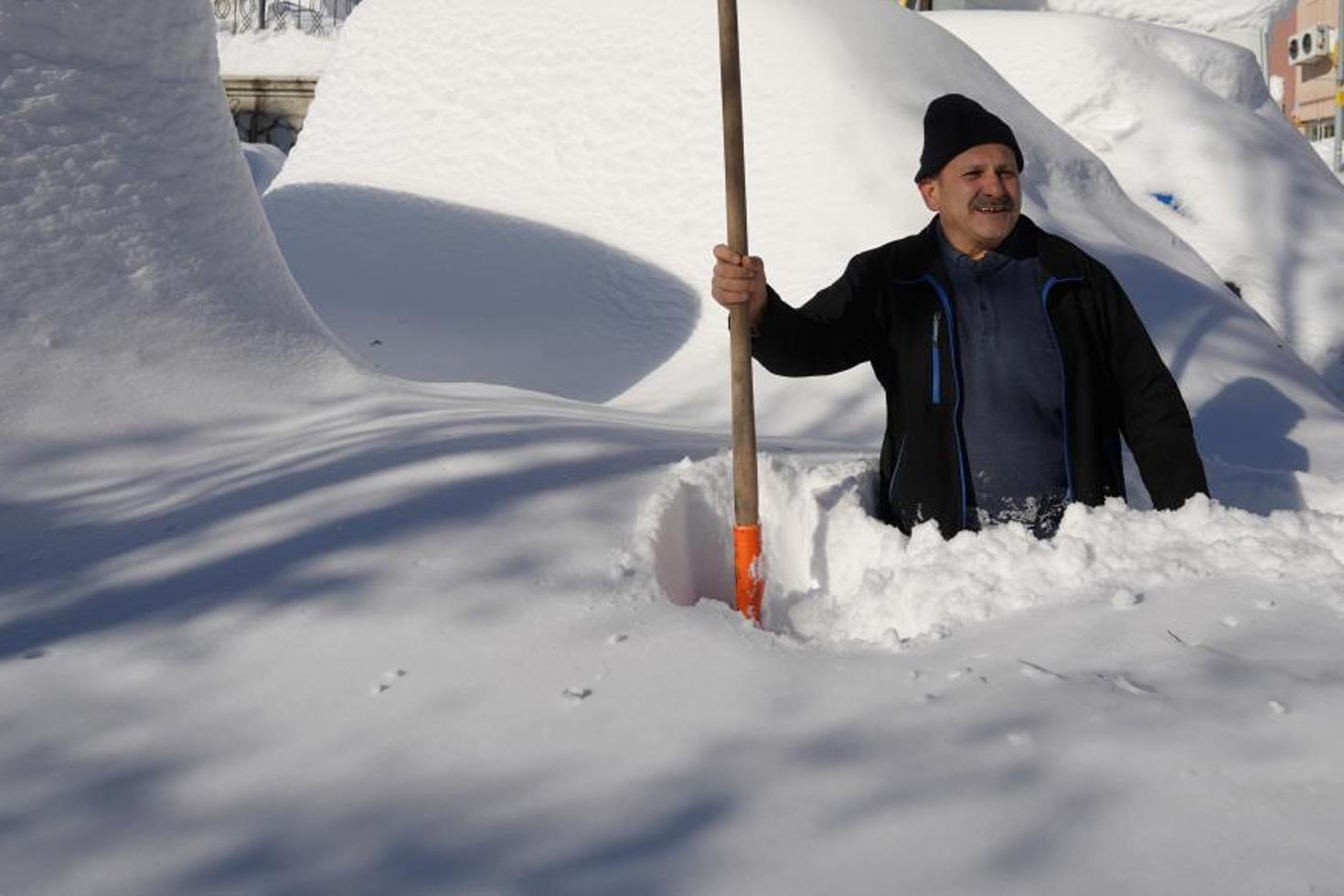 İlçeler kara gömüldü, ortaya çıkan manzara şaşırttı