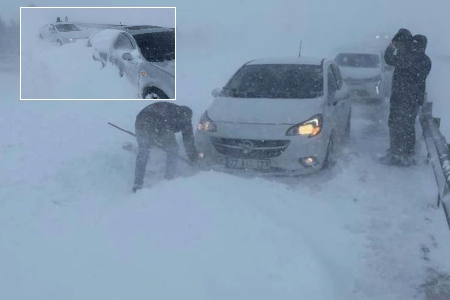Göz gözü görmüyor Sivas-Kayseri yolu kapandı