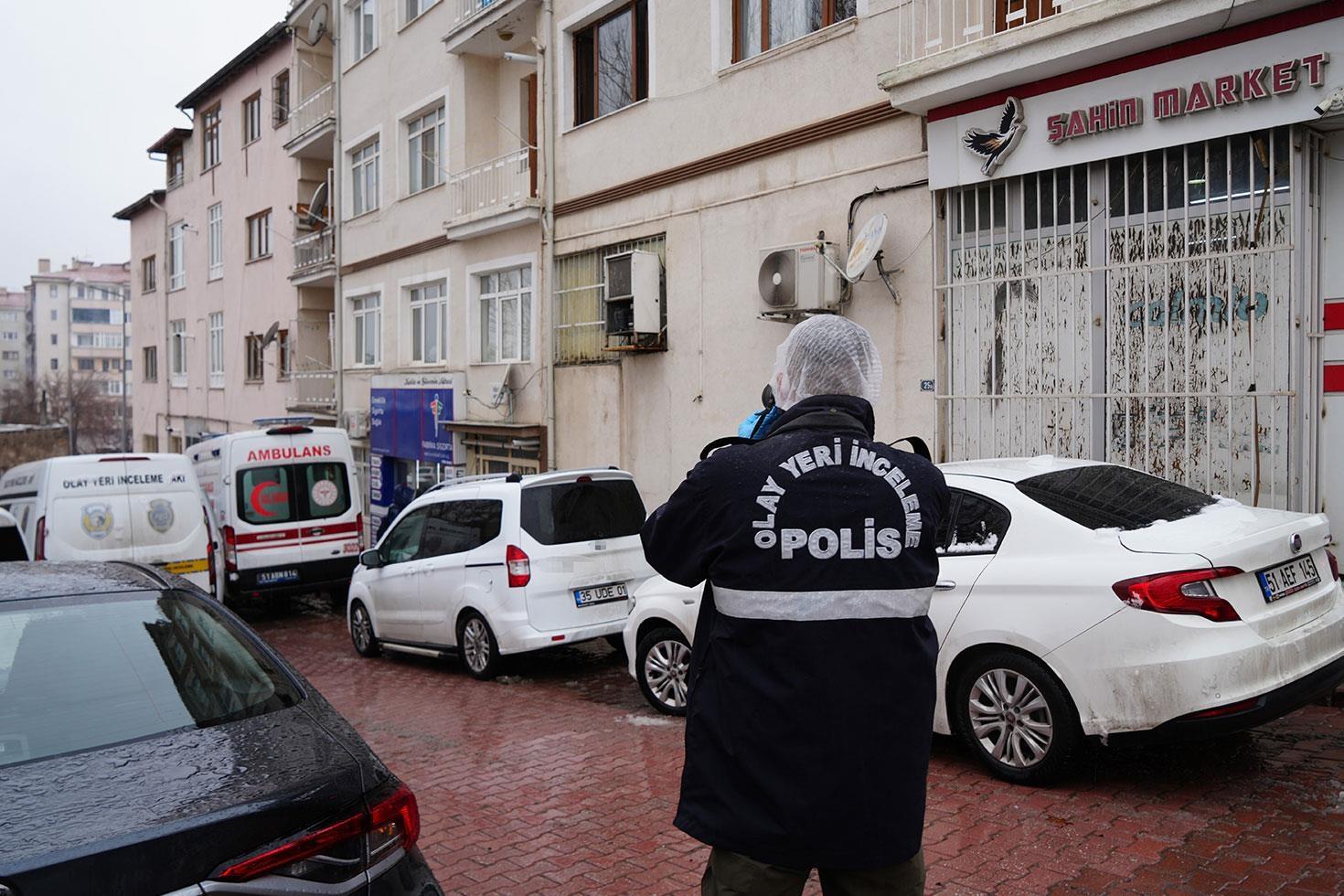 Niğde’de yaşlı çift evlerinde ölü bulundu