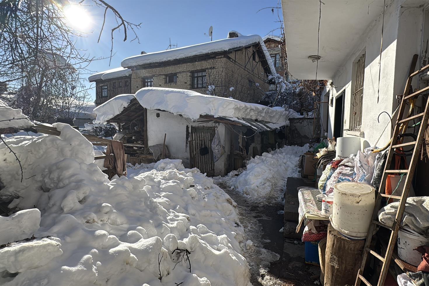 Karabük’te korkunç olay: Yaşlı kadın donmuş halde bulundu