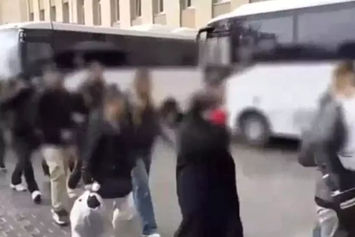 Diyarbakır merkezli 11 ilde ’Sanal Kıskaç’ Operasyonu: 10 tutuklama