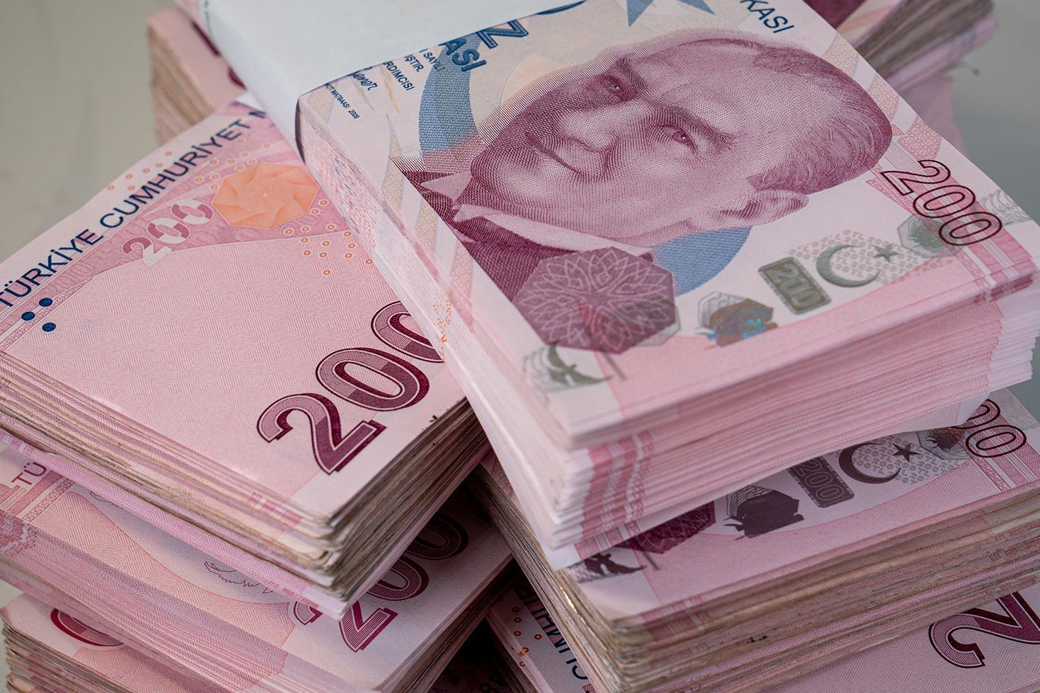 Diyanet’ten evlenecek çiftlere 500 bin lira hibe İşte şartlar