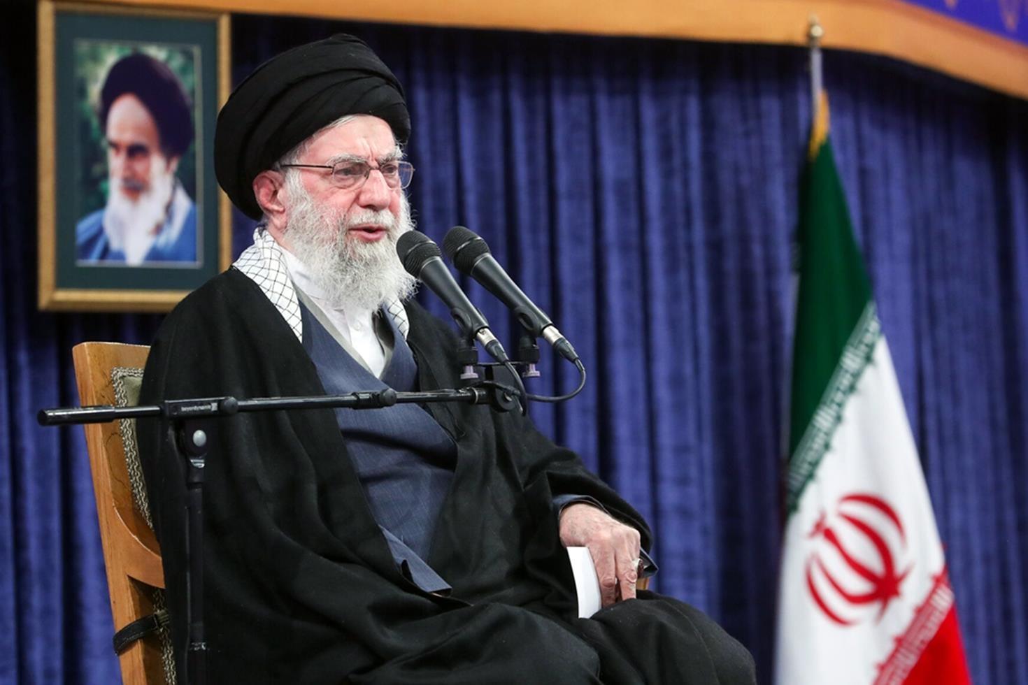 İran parasızlıktan sokaktayken, Hamaney’in mal varlığı dudak uçuklatıyor