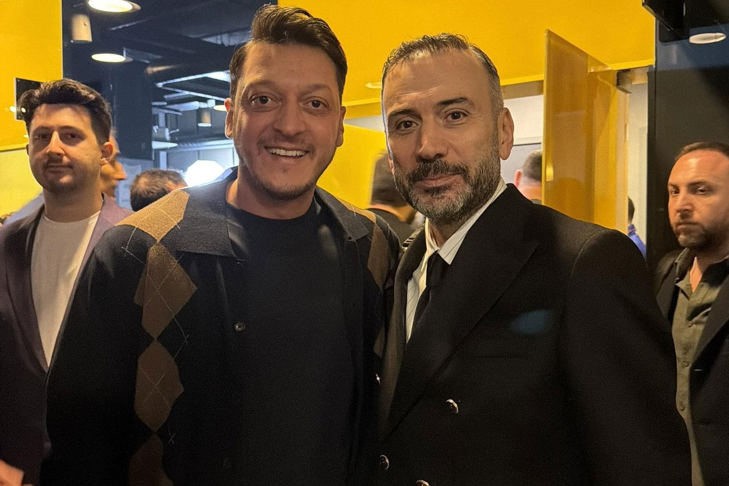 Uzun zamandır sessizdi Mesut Özil’den Guendouzi ve Fenerbahçe hakkında dikkat çeken sözler