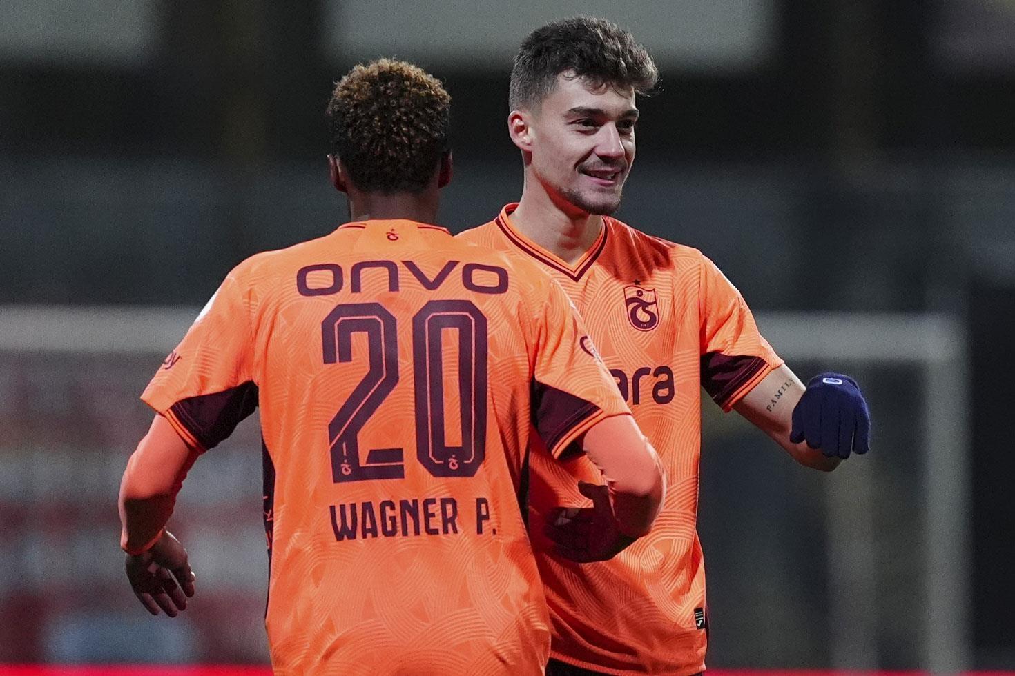 Trabzonspor, İstanbulspor’a gol oldu yağdı