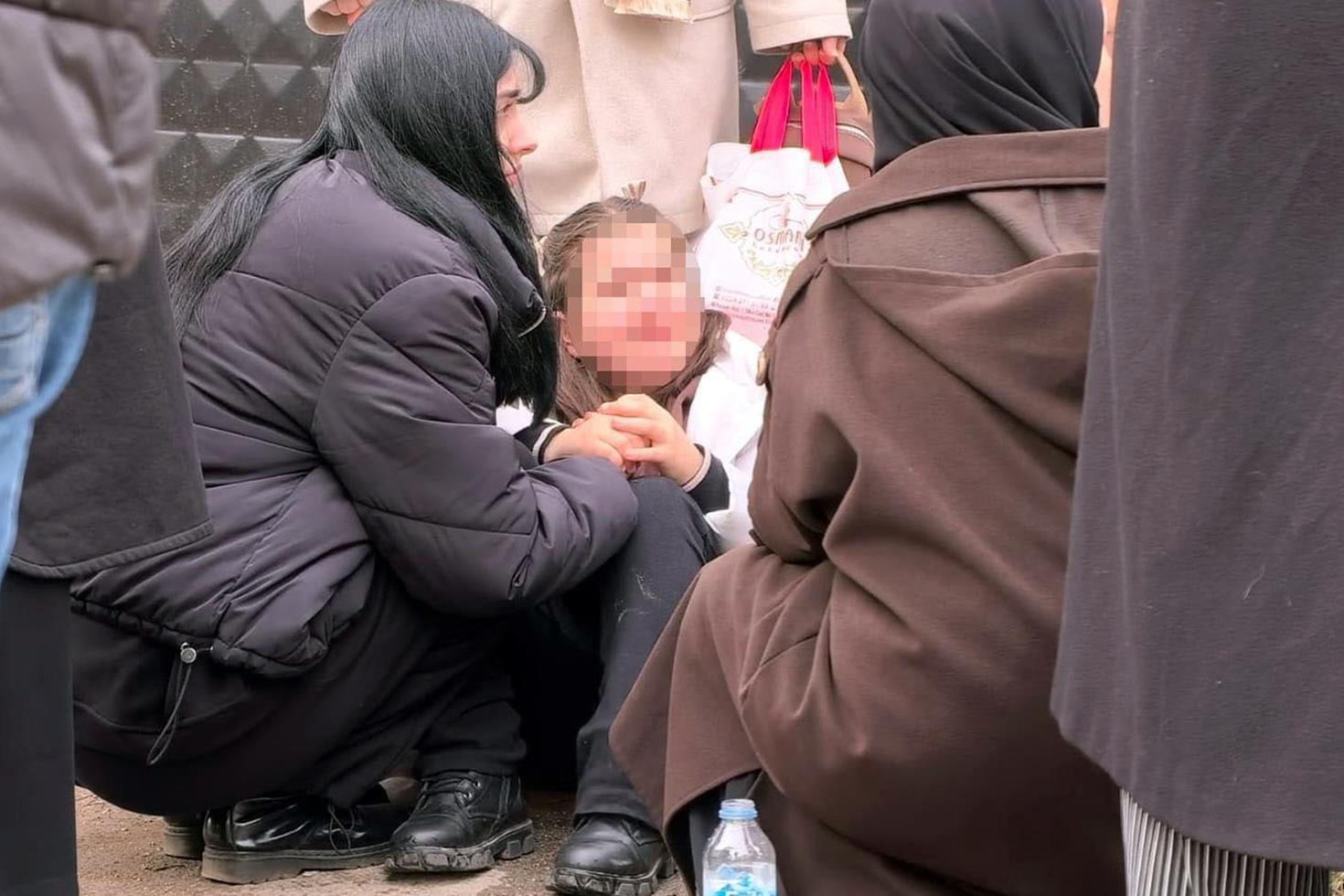 Karne töreninden dönen Erva, annesiyle geçirdiği kaza sonrası gözyaşlarına boğuldu